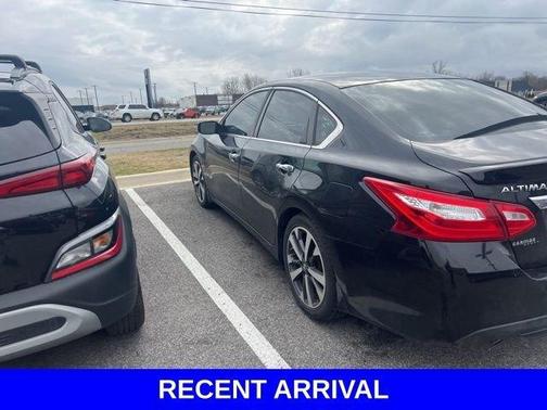 2016 Nissan Altima 2.5 SR