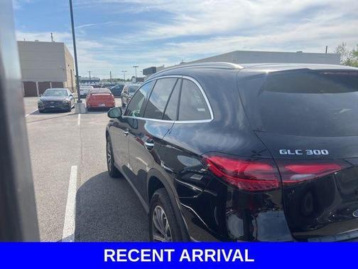 2023 Mercedes-Benz GLC 300 Base 4MATIC