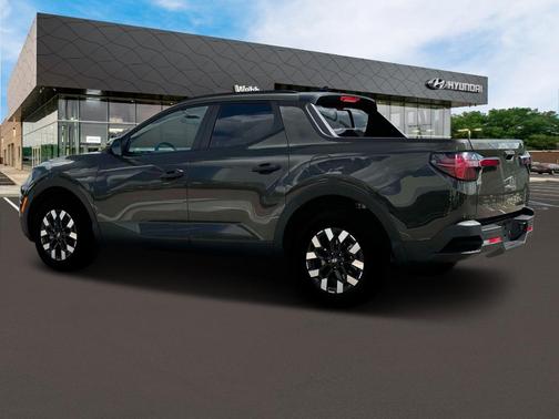 2025 Hyundai SANTA CRUZ SEL Activity