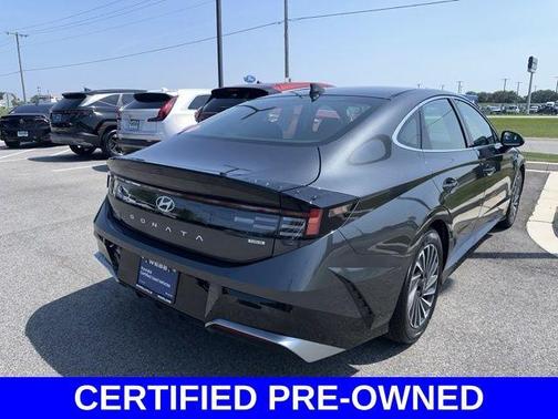 2024 Hyundai SONATA Hybrid SEL