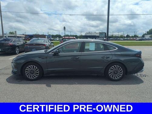 2024 Hyundai SONATA Hybrid SEL