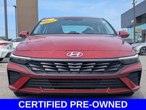 Red 2025 Hyundai ELANTRA SE