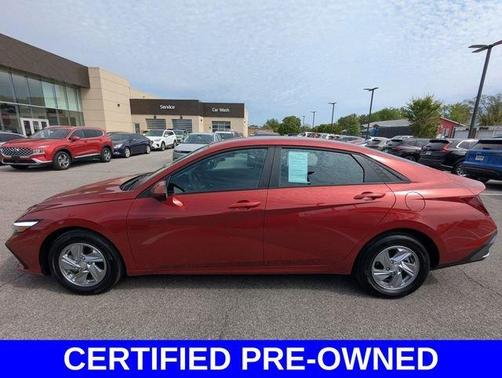 Red 2025 Hyundai ELANTRA SE