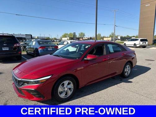 Red 2025 Hyundai ELANTRA SE