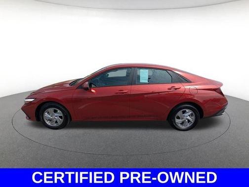 Red 2025 Hyundai ELANTRA SE