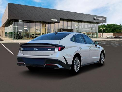 2026 Hyundai SONATA Hybrid SEL