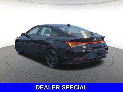 2023 Hyundai ELANTRA HEV Blue