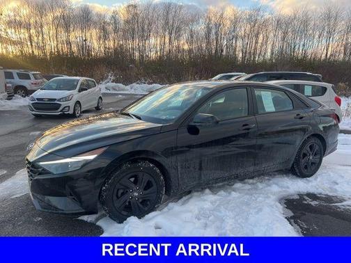 2023 Hyundai ELANTRA HEV Blue