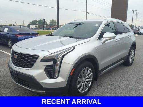 2020 Cadillac XT4 Premium Luxury