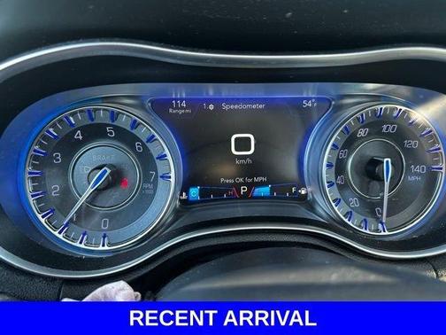 2016 Chrysler 300 Limited