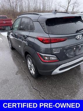 2022 Hyundai KONA SEL