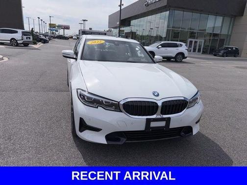 Alpine White 2022 BMW 330e xDrive