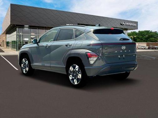 2025 Hyundai KONA SEL Convenience