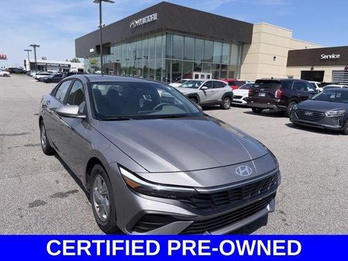 Metal 2024 Hyundai ELANTRA SE