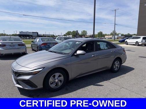 Metal 2024 Hyundai ELANTRA SE
