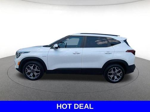 Snow White Pearl 2023 Kia Seltos EX