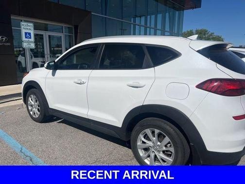 White Pearl 2019 Hyundai TUCSON Value