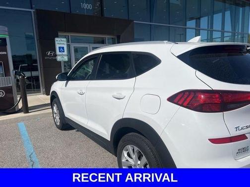 White Pearl 2019 Hyundai TUCSON Value