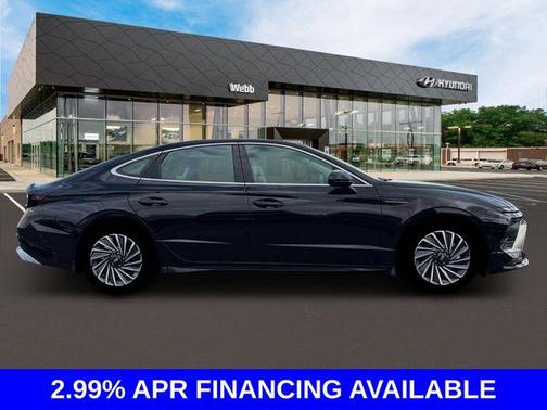 2025 Hyundai SONATA Hybrid Limited