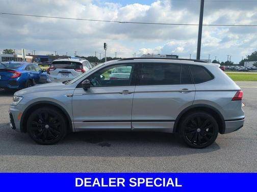 2021 Volkswagen Tiguan 2.0T SE R-Line Black