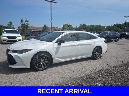 2022 Toyota Avalon Touring