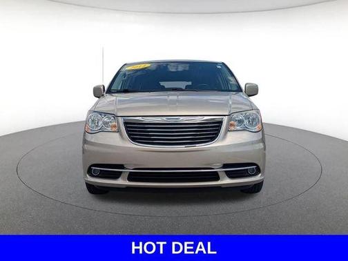 Cashmere / Sandstone Pearlcoat 2014 Chrysler Town & Country Touring