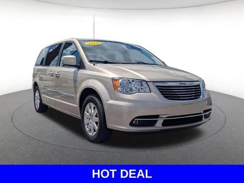 Cashmere / Sandstone Pearlcoat 2014 Chrysler Town & Country Touring