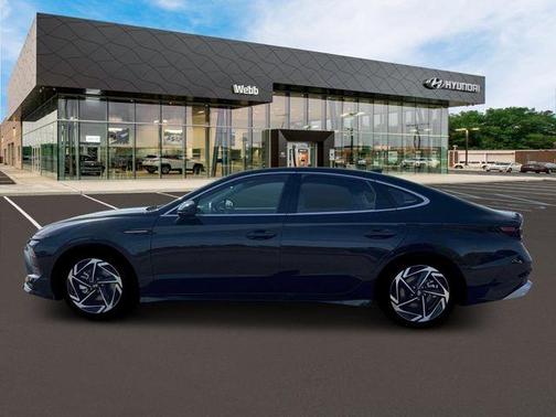 Black 2026 Hyundai SONATA SEL Sport