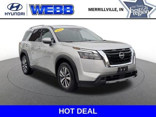 2025 Nissan Pathfinder SL