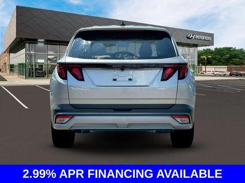 2025 Hyundai TUCSON SE