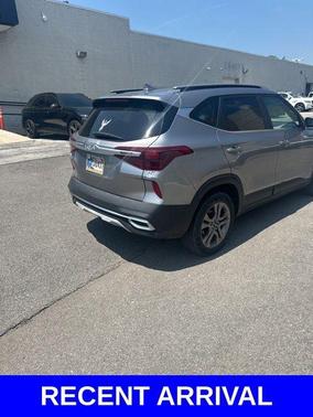 2023 Kia Seltos S