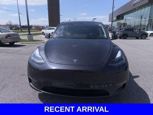 2024 Tesla Model Y Long Range
