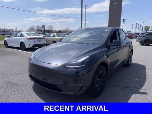 Black 2024 Tesla Model Y Long Range