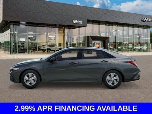 2025 Hyundai ELANTRA SE
