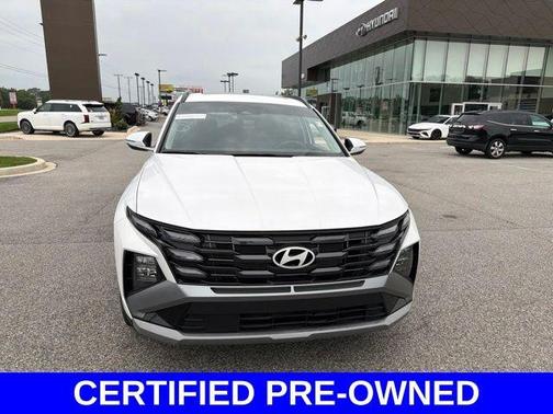 White Pearl 2025 Hyundai TUCSON SEL Convenience