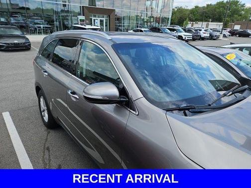 2016 Kia Sorento LX