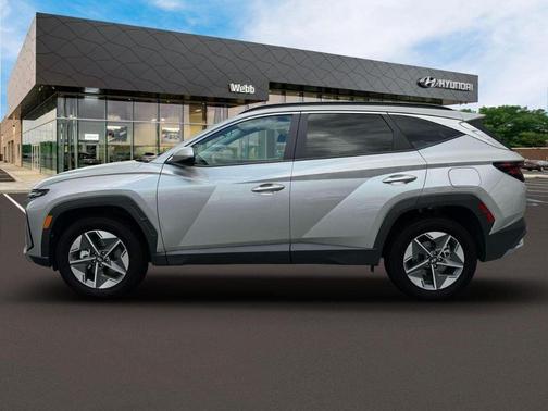 Shimmering Silver 2026 Hyundai TUCSON SEL