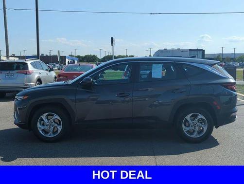 2023 Hyundai TUCSON SE