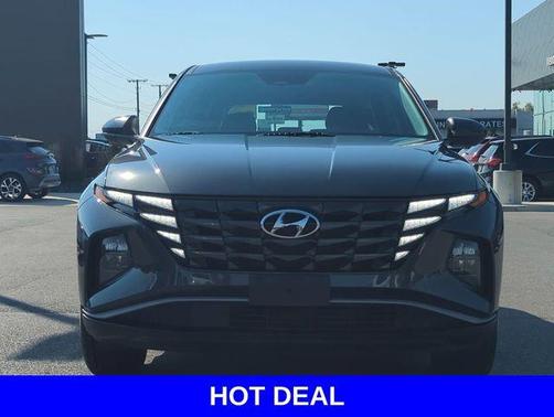 2023 Hyundai TUCSON SE