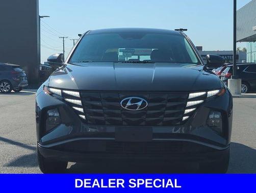 2023 Hyundai TUCSON SE