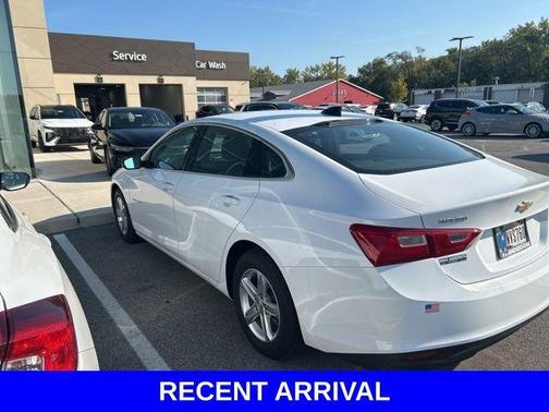 2022 Chevrolet Malibu 1LS