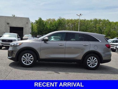 Titanium Silver 2019 Kia Sorento L