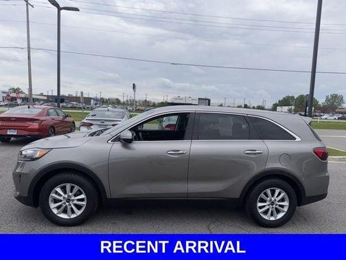 Titanium Silver 2019 Kia Sorento L