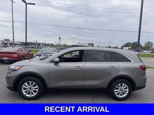 Titanium Silver 2019 Kia Sorento L