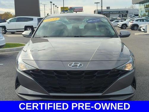 2023 Hyundai ELANTRA SEL