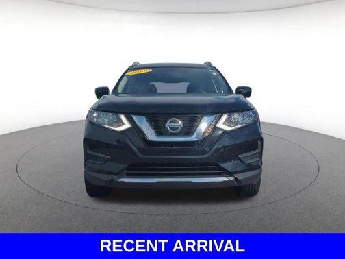 Magnetic Black 2019 Nissan Rogue SV