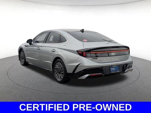 2025 Hyundai SONATA Hybrid Limited