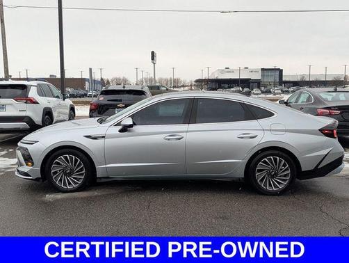 2025 Hyundai SONATA Hybrid Limited