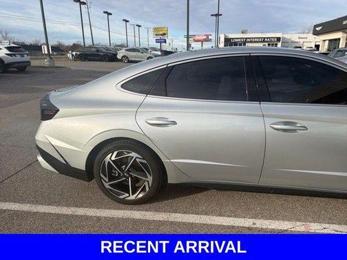 2024 Hyundai SONATA SEL