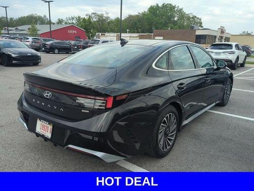 2024 Hyundai SONATA Hybrid Limited